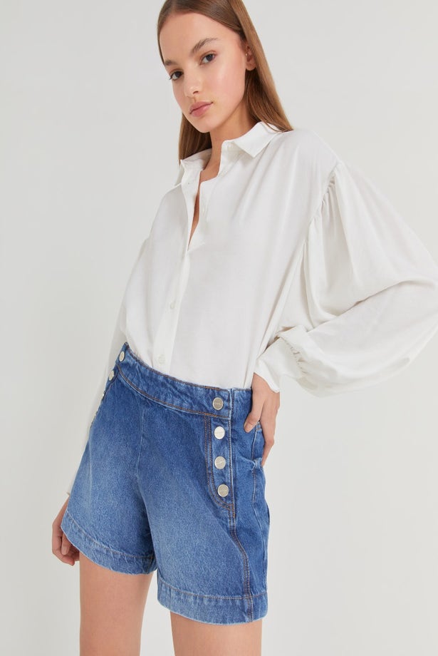 SHORT BUTTONS BLUE