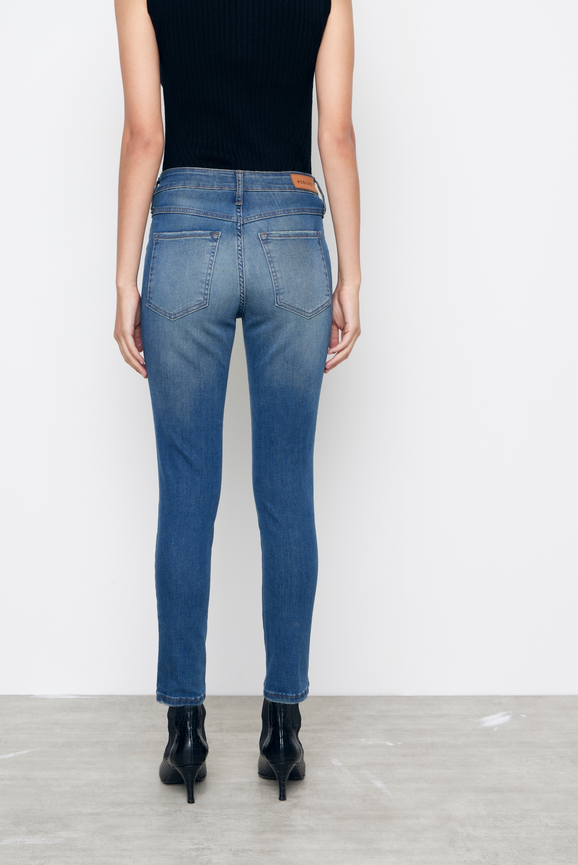 CHUPIN AMBER BLUE