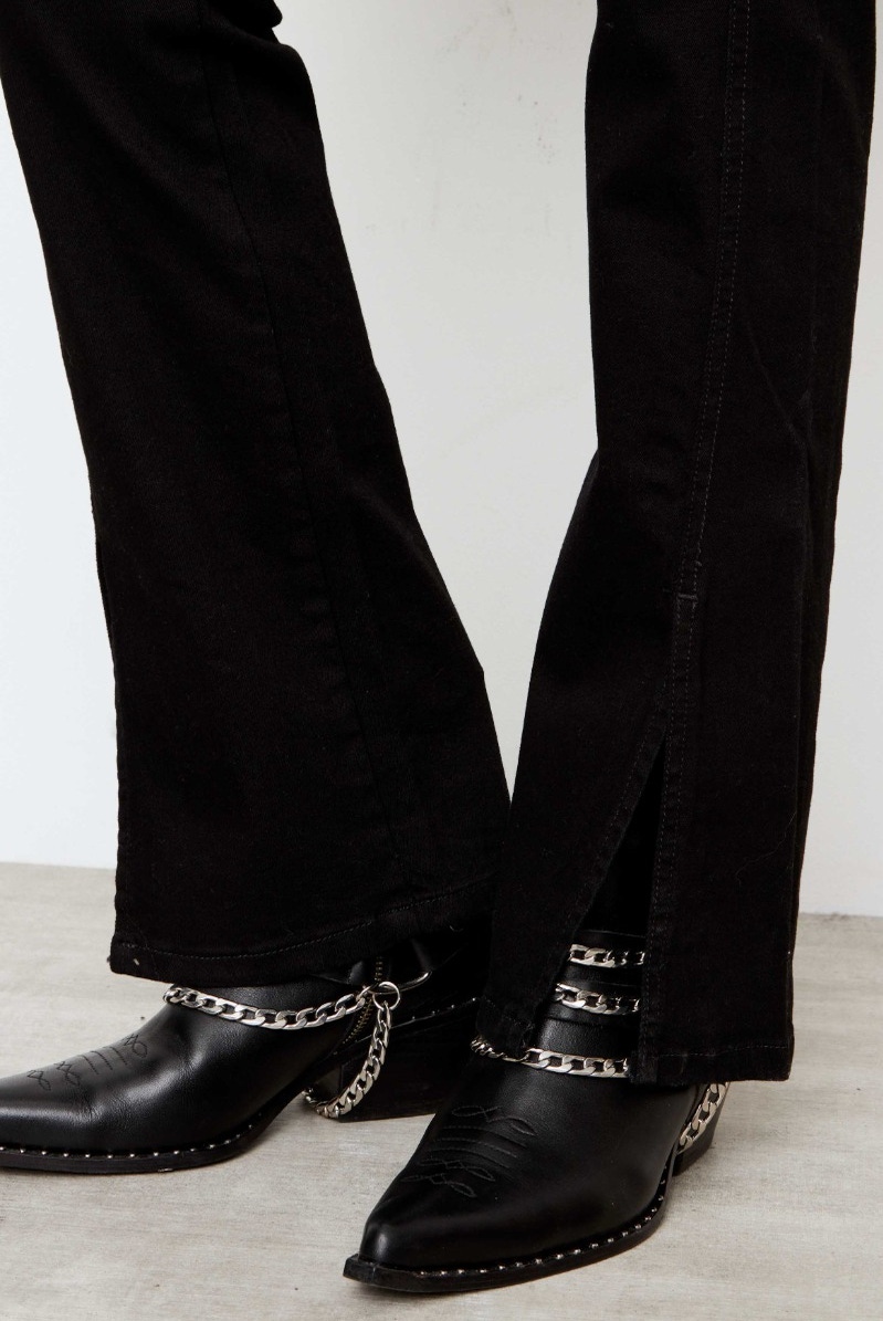 PANTALON BOOTCUT BLACK SLITS