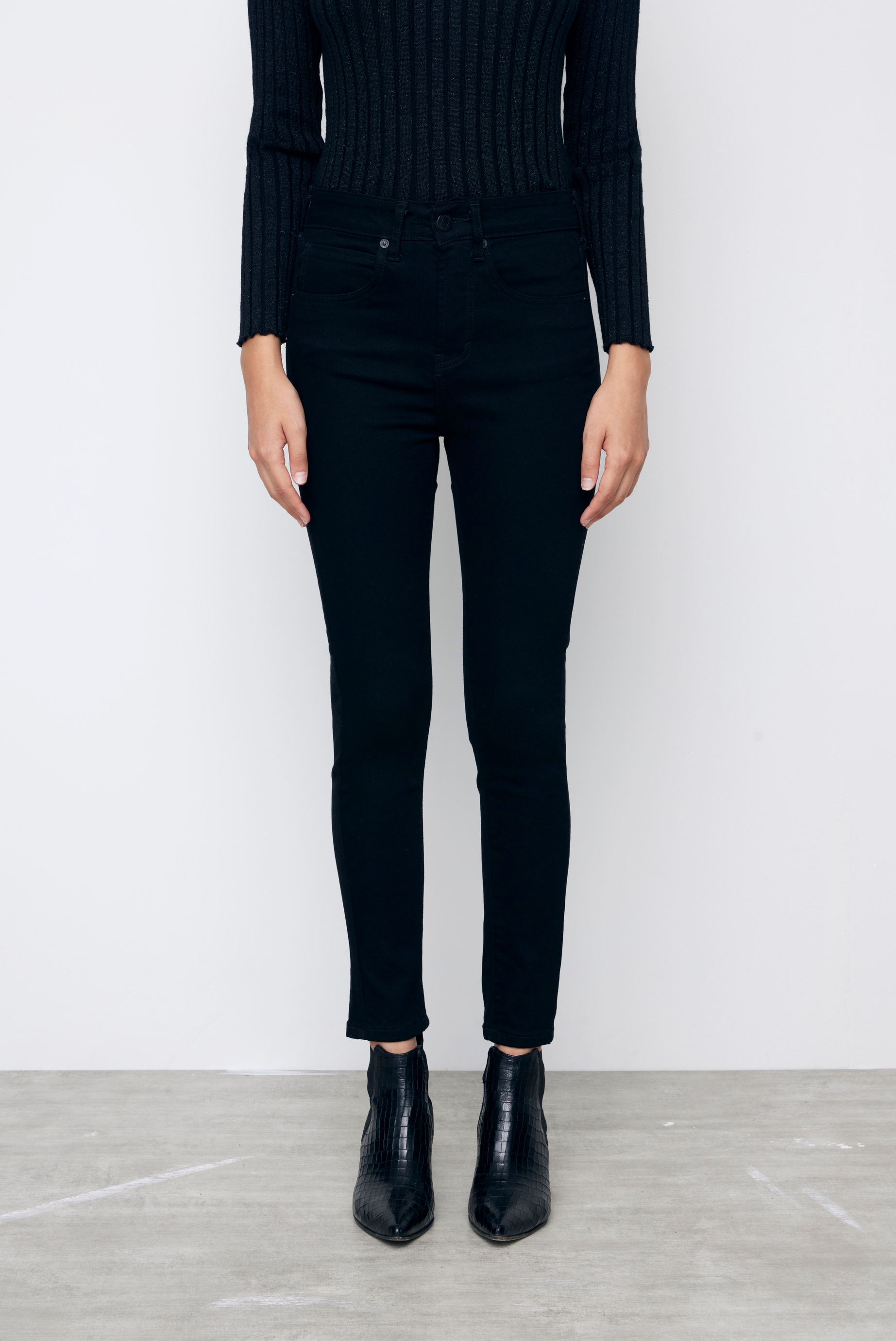 CHUPIN HIGH PURE BLACK