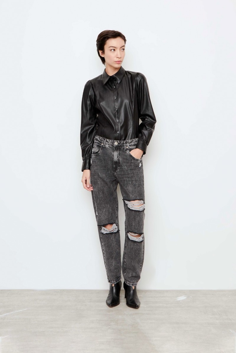 JEANS CARROT SUKI BLACK DESTROYED