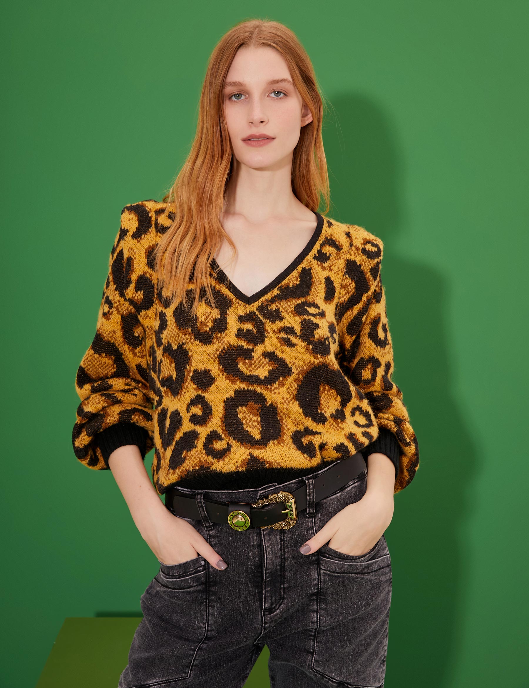 SWEATER ANIMAL PUNK