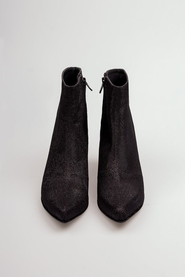BOTA BOOM BOOM