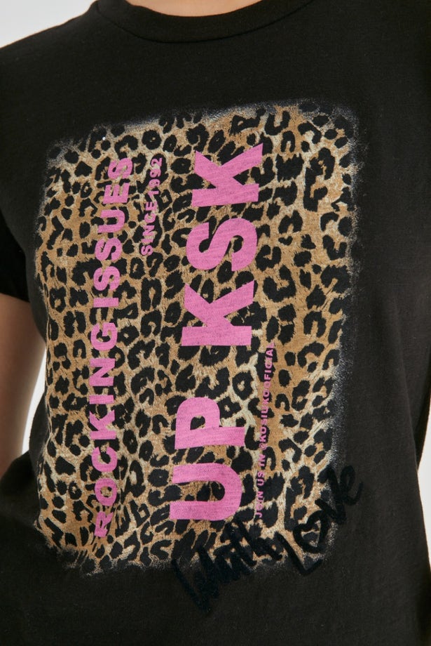 REMERA ROCKING ISSUES