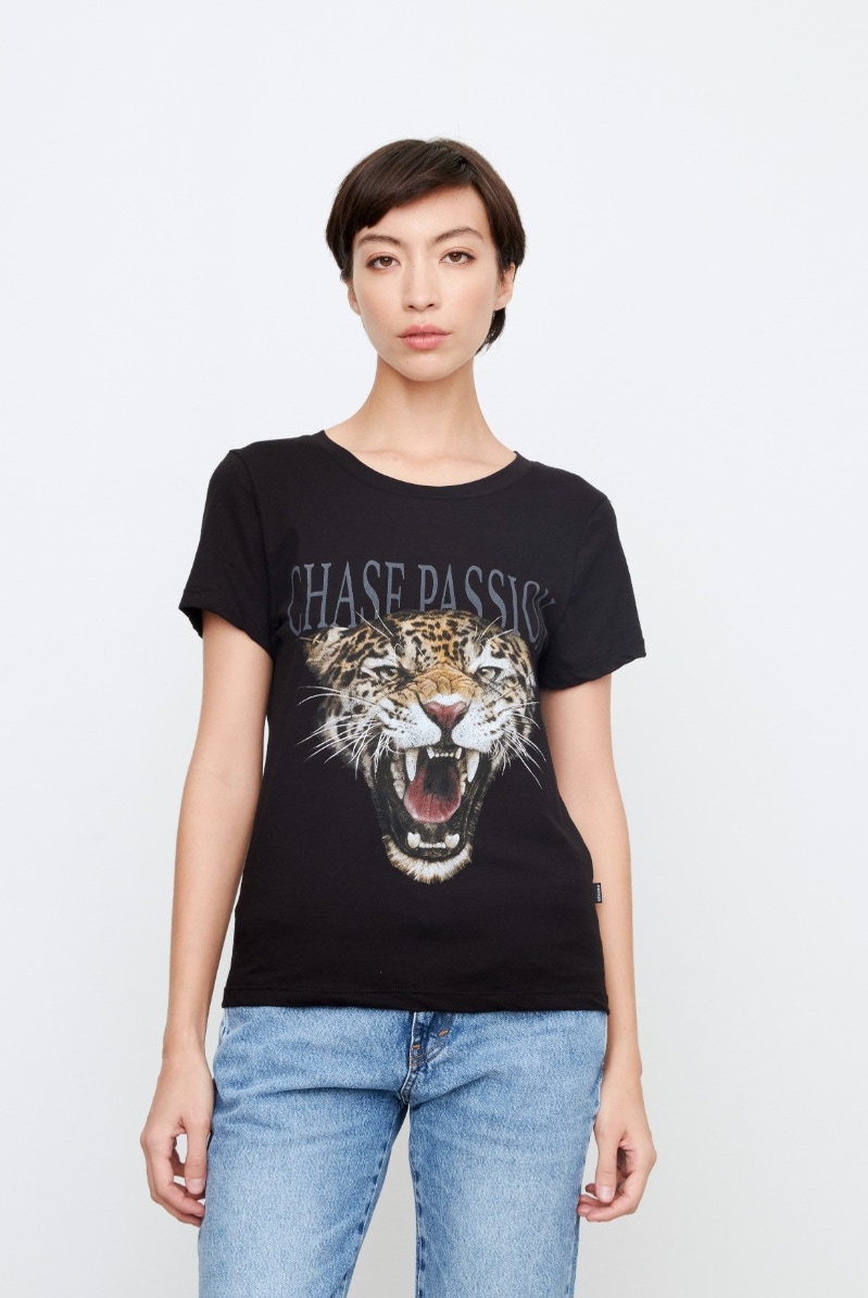 REMERA CHASE PASSION