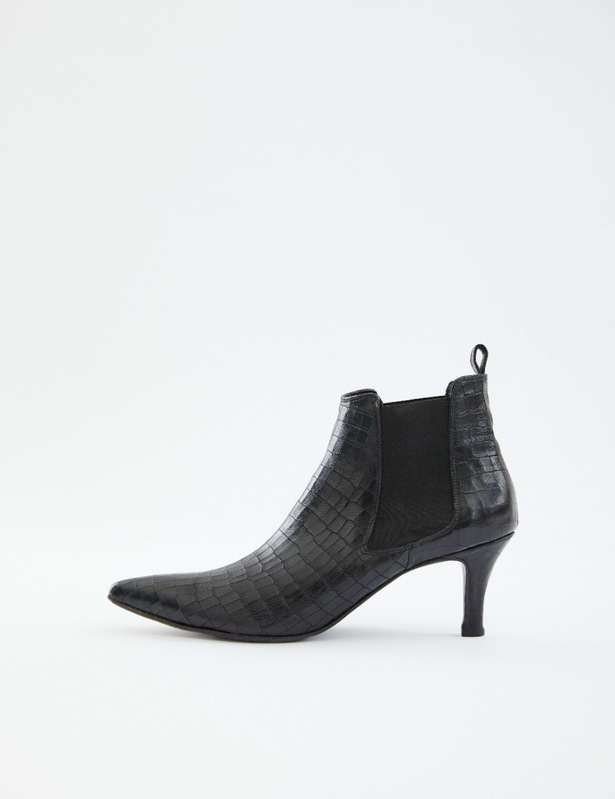 BOTA THIS LOVE