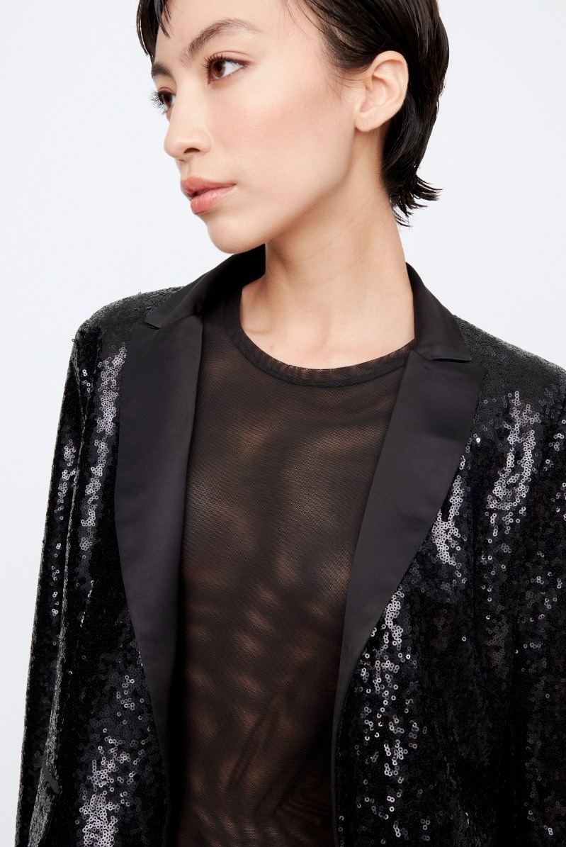BLAZER LOVE ME AGAIN