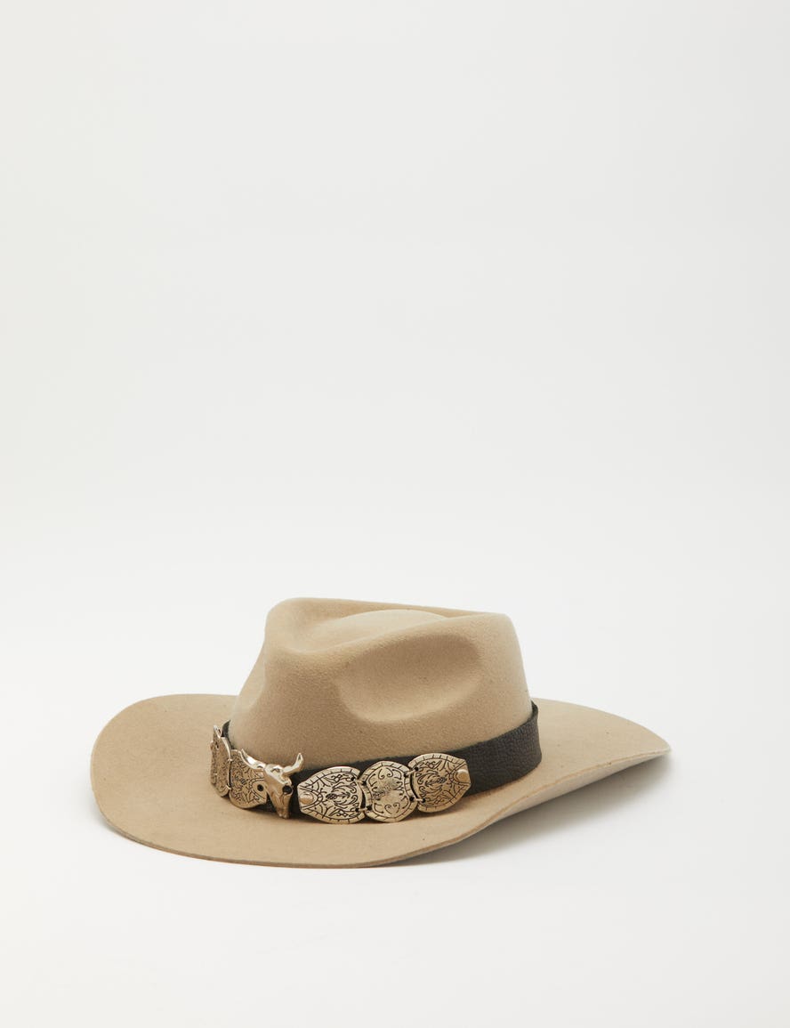 SOMBRERO DON’T TELL ME