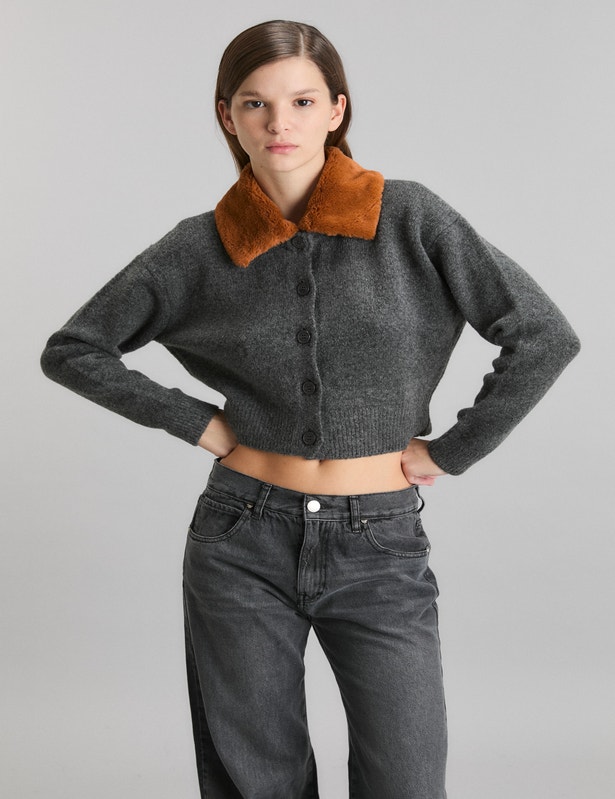 CARDIGAN PEACOCK                                                                                     