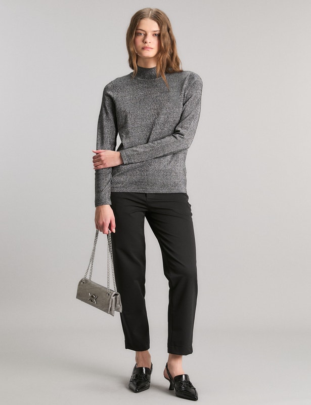 POLERA MANEATER SILVER                                                                               
