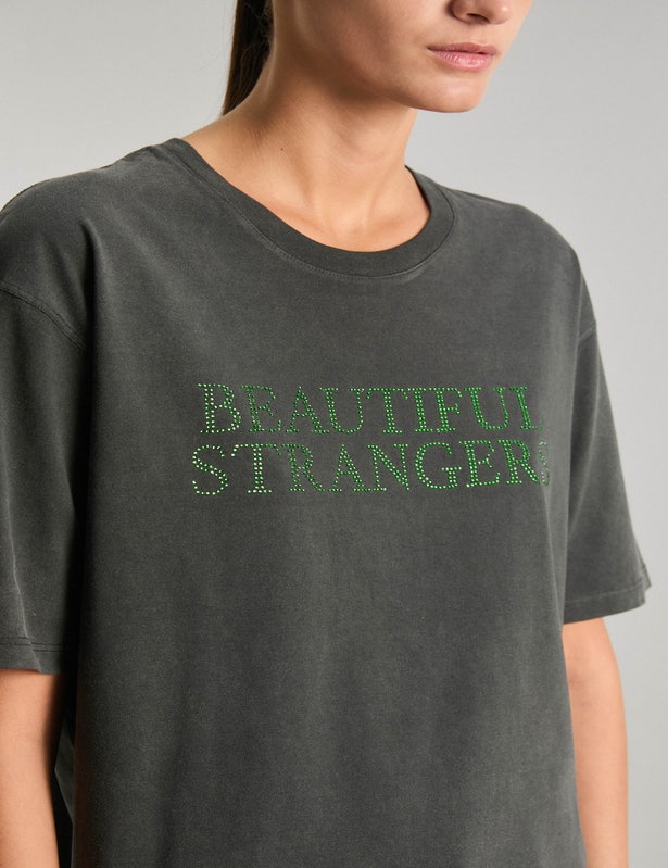 REMERA BEAUTIFUL STRANGERS                                                                           