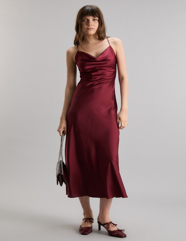 VESTIDO RED NEW CLASSIC                                                                              